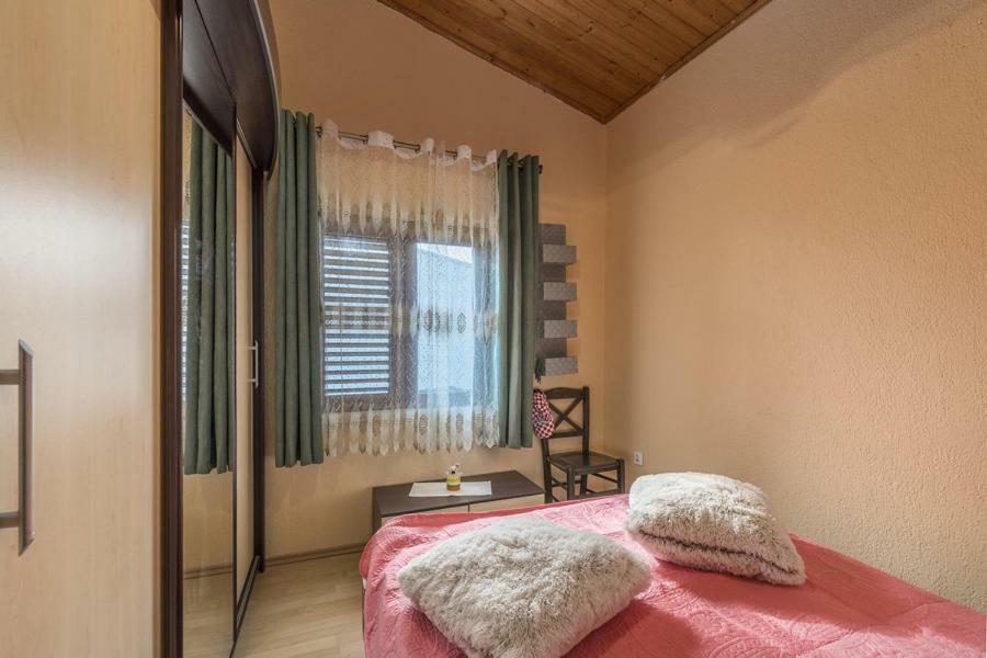 Apartment Lion Novigrad  Exterior photo